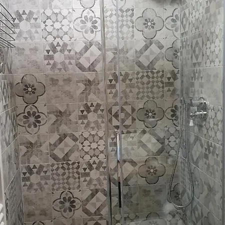 Dimora Patrizia بيت للعطل